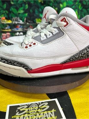 Jordan 3 Retro Fire Red Size 6Y/7.5W